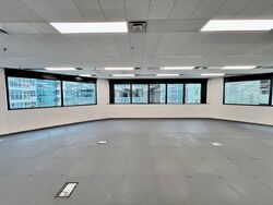 Robinson 77 (D1), Office #555456341